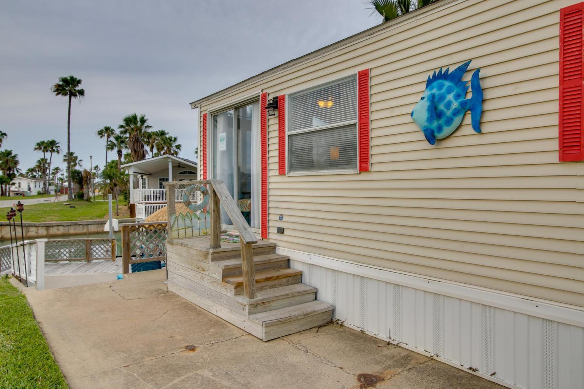 Cozy Waterfront Port Isabel Cottage With Deck! Kültér fotó